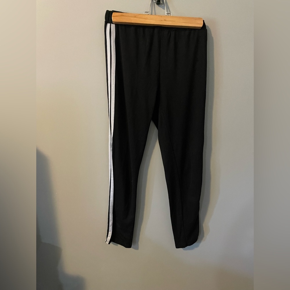 Black w/ white stripes Leggings
